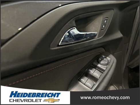 Used 2022 Chevrolet TrailBlazer RS image 12