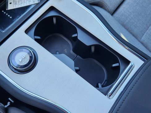 Used 2025 Volvo EX90 Ultra image 11