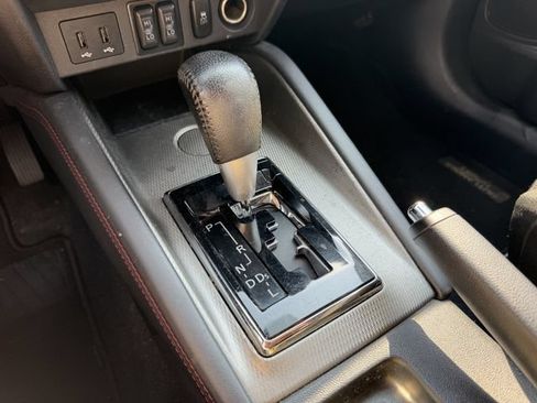 Used 2019 Mitsubishi Outlander Sport SE FWD image 19