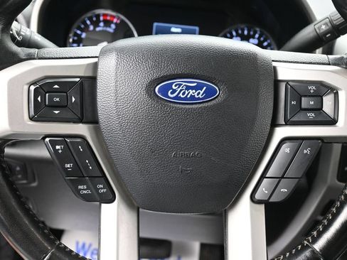 Used 2021 Ford F250 Lariat w/ Lariat Ultimate Package AWD/4WD image 14