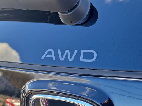 Used 2025 Honda CR-V EX-L image 31