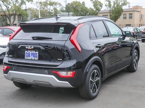New 2026 Kia Niro LX FWD image 17