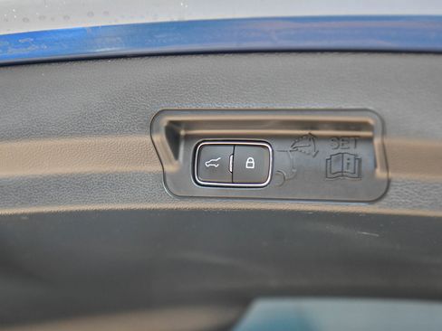 Used 2023 Ford Explorer ST-Line w/ Class IV Trailer Tow Package image 49