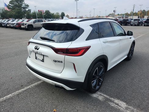 Used 2025 INFINITI QX50 Sport w/ Cargo Package image 3