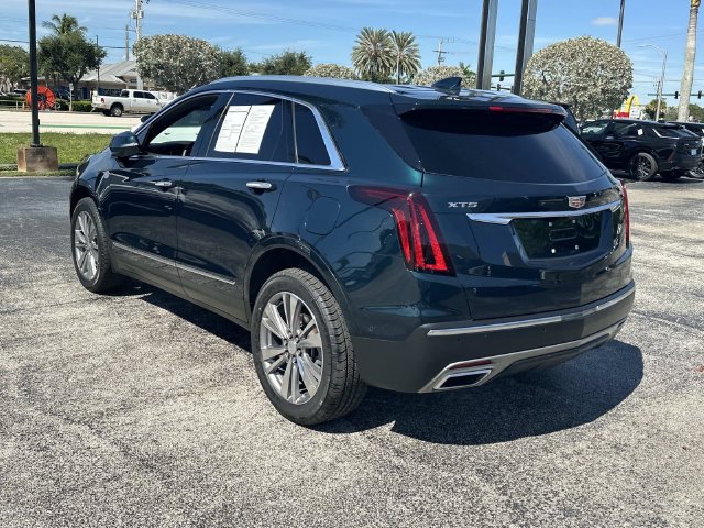 Used 2025 Cadillac XT5 Premium Luxury w/ Technology Package FWD image 5