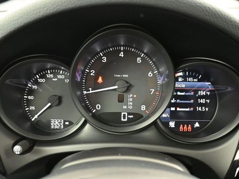 Certified 2025 Porsche Macan image 19