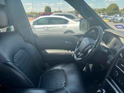 Used 2023 INFINITI QX80 Sensory w/ Cargo Package AWD/4WD image 4