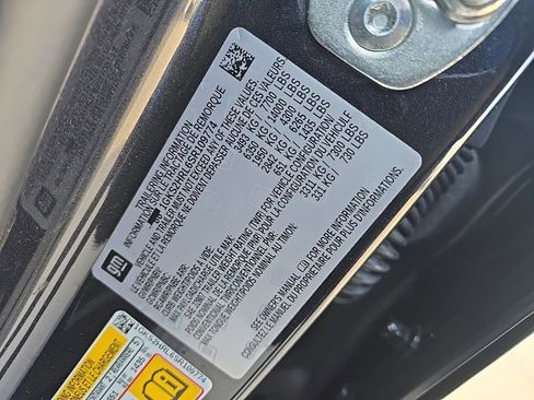 Used 2025 GMC Yukon XL AT4 w/ AT4 Premium Package image 14