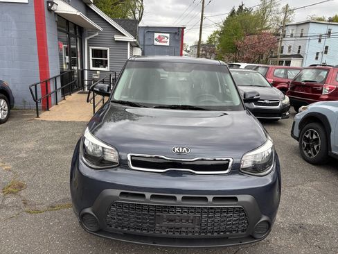 Used 2014 Kia Soul + FWD image 7