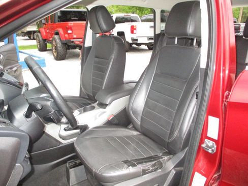 Used 2013 Ford Escape SEL FWD image 16