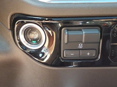 Used 2023 Chevrolet Silverado 1500 RST w/ RST All Star Premium Package AWD/4WD image 31