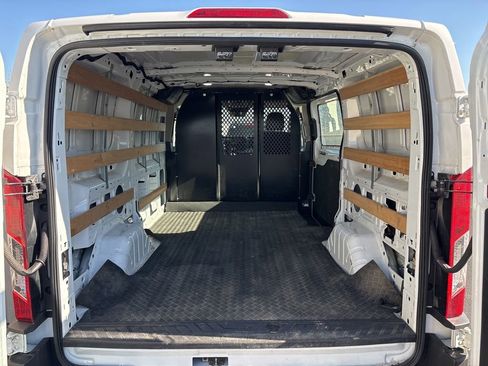 Used 2024 Ford Transit 250 Low Roof w/ Exterior Upgrade Package RWD image 4
