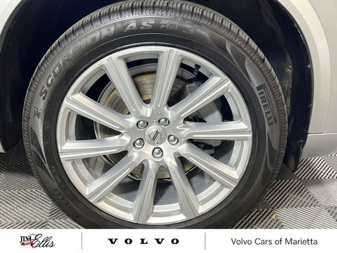Used 2016 Volvo XC90 T6 Inscription w/ Protection Package Plus image 17