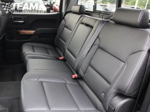 Used 2018 Chevrolet Silverado 1500 LTZ w/ Sport Package AWD/4WD image 27