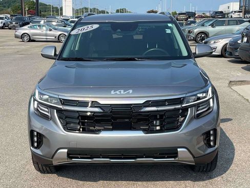 Used 2025 Kia Seltos SX AWD/4WD image 32