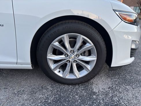 Used 2022 Chevrolet Malibu LT image 36