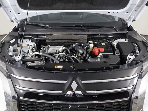 New 2026 Mitsubishi Outlander ES AWD/4WD image 18