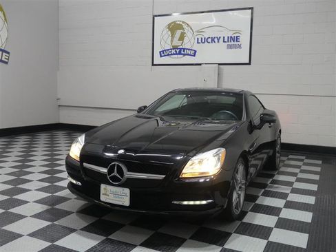 Used 2014 Mercedes-Benz SLK 250 image 4