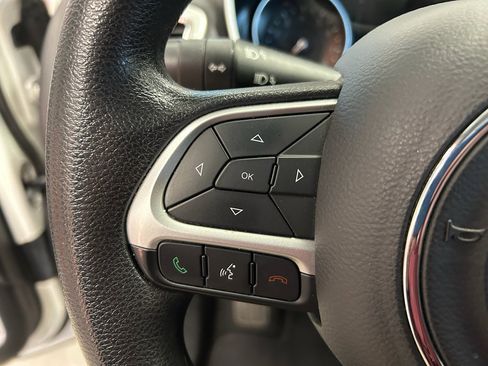 Used 2017 Jeep Compass Sport FWD image 12