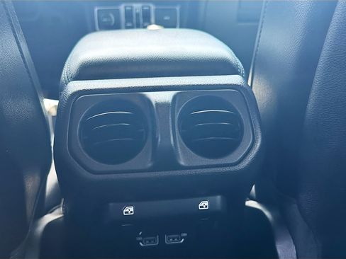 Used 2023 Jeep Wrangler Unlimited Rubicon 4xe w/ Cold Weather Group AWD/4WD image 28
