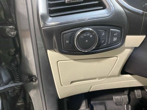 Used 2019 Ford Edge Titanium w/ Cold Weather Package image 24