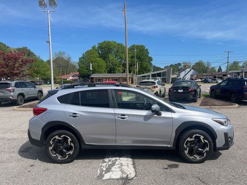 Used 2023 Subaru Crosstrek 2.5i Limited image 3