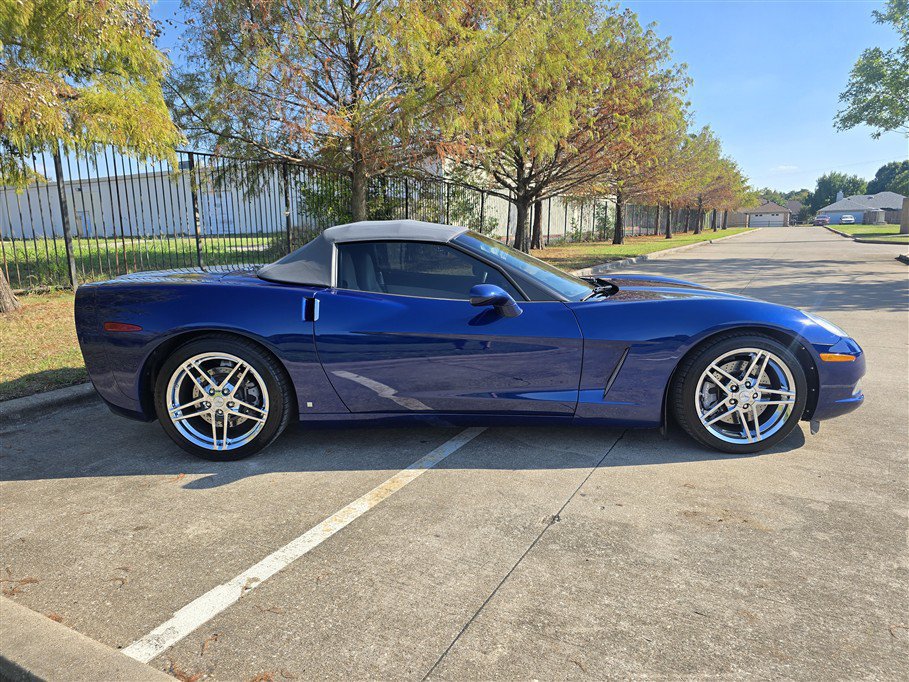 Used 2006 Chevrolet Corvette Convertible w/ Preferred Equipment Group RWD image 13