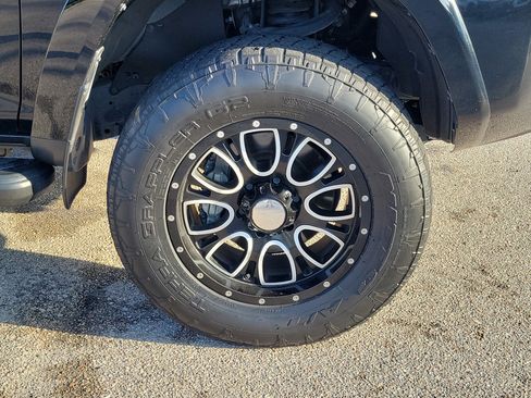 Used 2021 Toyota 4Runner SR5 Premium w/ Moonroof Package image 7