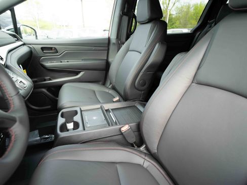 New 2026 Honda Odyssey Sport-L image 10