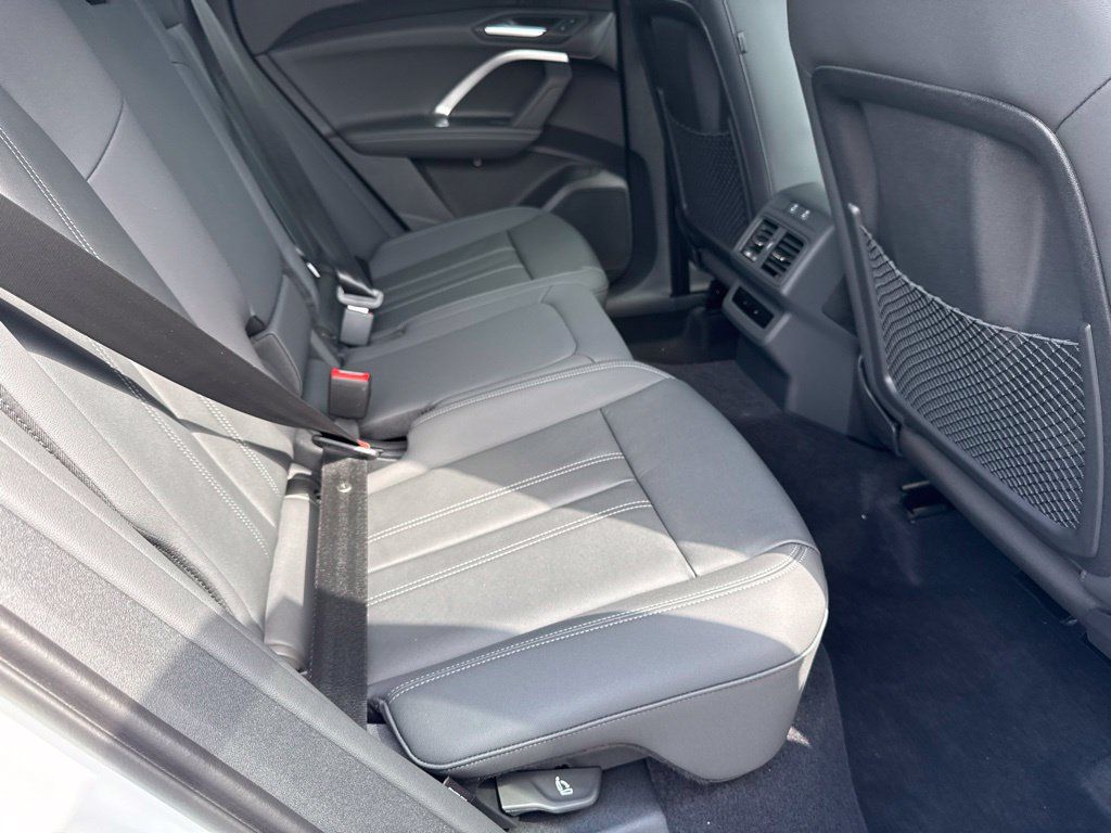 New 2026 Audi Q5 Premium AWD/4WD image 23