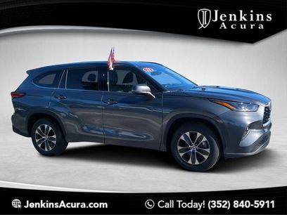 Used 2021 Toyota Highlander XLE