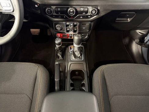 Used 2025 Jeep Wrangler Unlimited Sport S 4xe AWD/4WD image 17