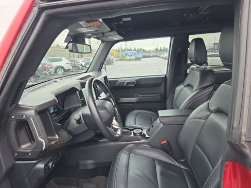 Used 2021 Ford Bronco First Edition image 10