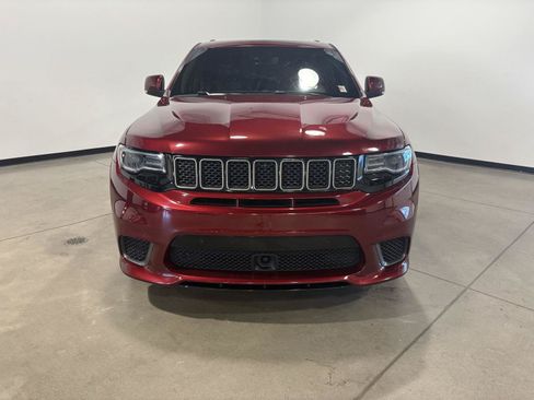 Used 2018 Jeep Grand Cherokee Trackhawk AWD/4WD image 3