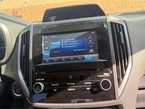 Used 2022 Subaru Crosstrek 2.0i Premium w/ Moonroof Package image 21