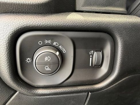 New 2026 RAM 2500 Tradesman AWD/4WD image 32