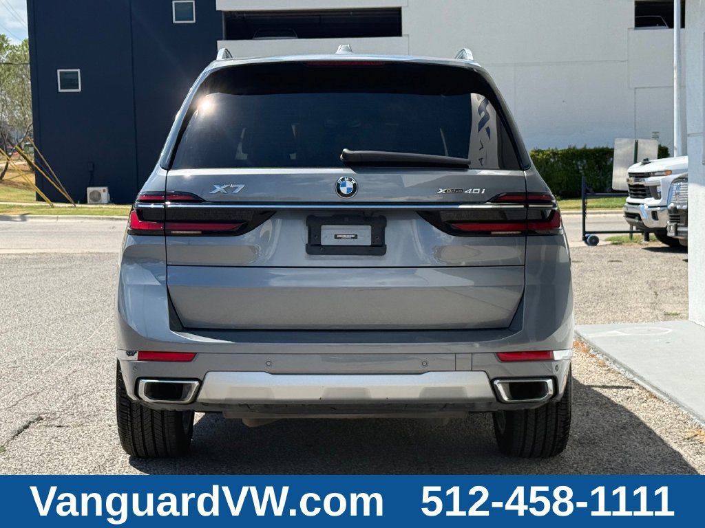 Used 2023 BMW X7 xDrive40i w/ Premium Package AWD/4WD image 7