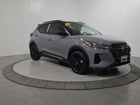 Used 2024 Nissan Kicks SR FWD image 8