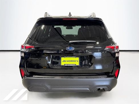 Used 2026 Subaru Forester Premium AWD/4WD image 5