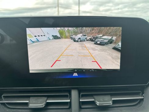 Used 2024 Chevrolet Trax RS w/ Sunroof Package image 20