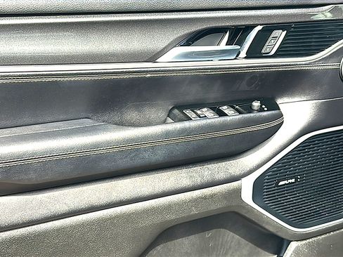 Used 2022 Jeep Wagoneer Series I RWD image 16