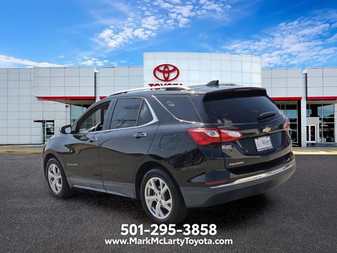 Used 2018 Chevrolet Equinox Premier FWD image 3