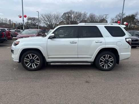 Used 2024 Toyota 4Runner Limited image 4