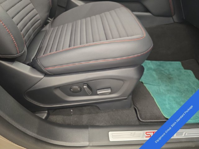 New 2026 Ford Explorer ST-Line AWD/4WD image 11