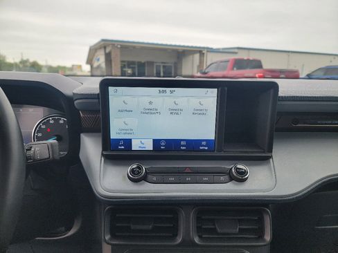 Used 2024 Ford Maverick Lariat w/ 4K Tow Package image 20