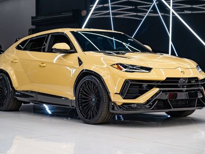 Used 2023 Lamborghini Urus Performante