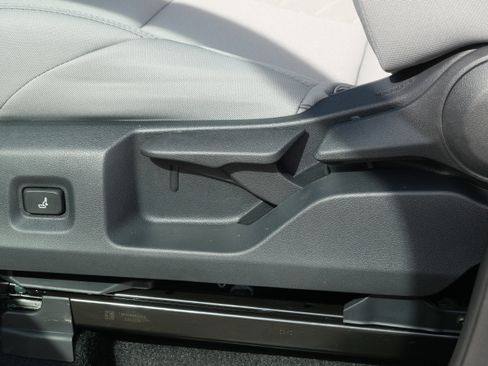 New 2026 Toyota Tacoma SR5 image 7