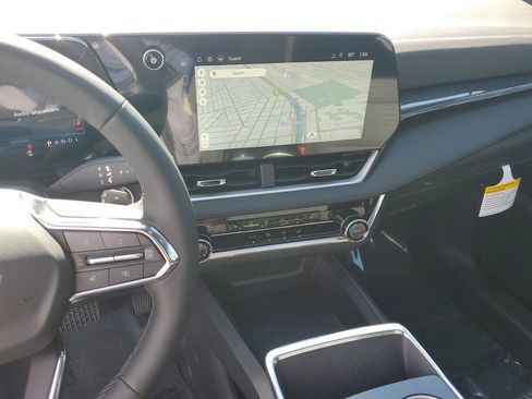 New 2026 Chevrolet Equinox LT image 23