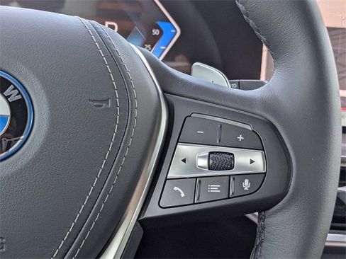 New 2026 BMW X5 xDrive50e image 30