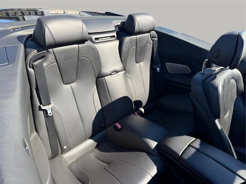 Used 2017 BMW M6 Convertible image 37